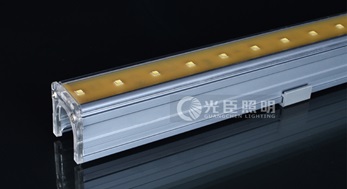 政府大樓做LED線條燈動態(tài)屏，亮化工程不能盲目做