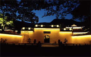 線條燈廠家告訴你夜景亮化工程如何配燈？